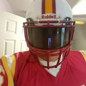 Meet your Posher, Luis